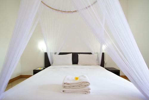 Hostal Agura Bungalow Petitenget Beach