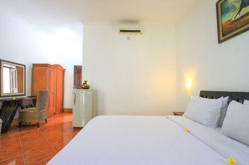 Hostal Agura Bungalow Petitenget Beach