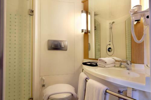 Hotel Ibis Bali Legian Street