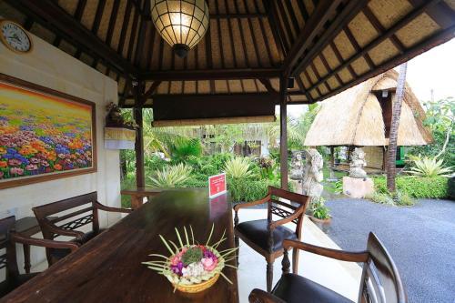 Hotel Zen Premium Ubud Bisma 3