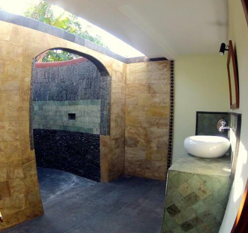 Hostal Hibiscus House Pemuteran Bali