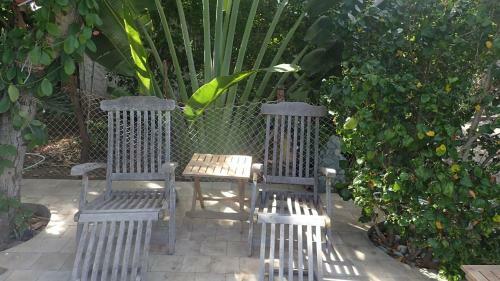 Hostal Hibiscus House Pemuteran Bali
