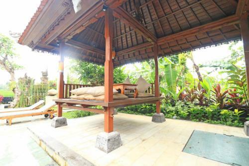 Hostal Inang Villa