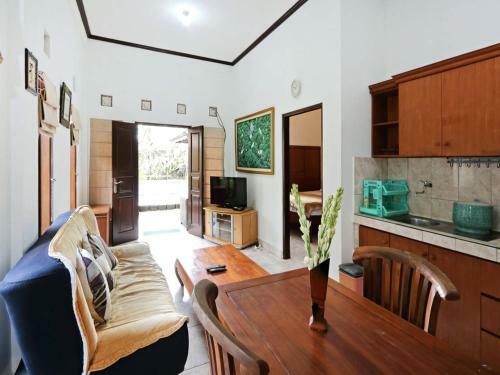 Villa Rumah Akira Seminyak