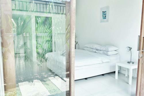 Hostal Canggu Beach Inn