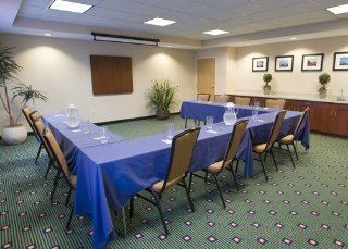 Hotel Comfort Inn & Suites