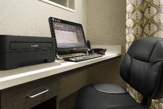 Hotel Quality Inn & Suites