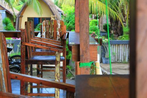 Hostal Bolata Beach House