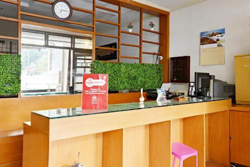 Hostal Zen Rooms Surya Sumantri Pasteur