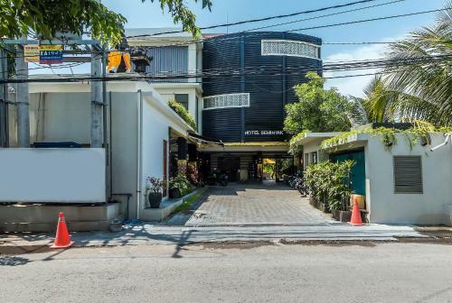 Hotel Zen Premium Seminyak Braban
