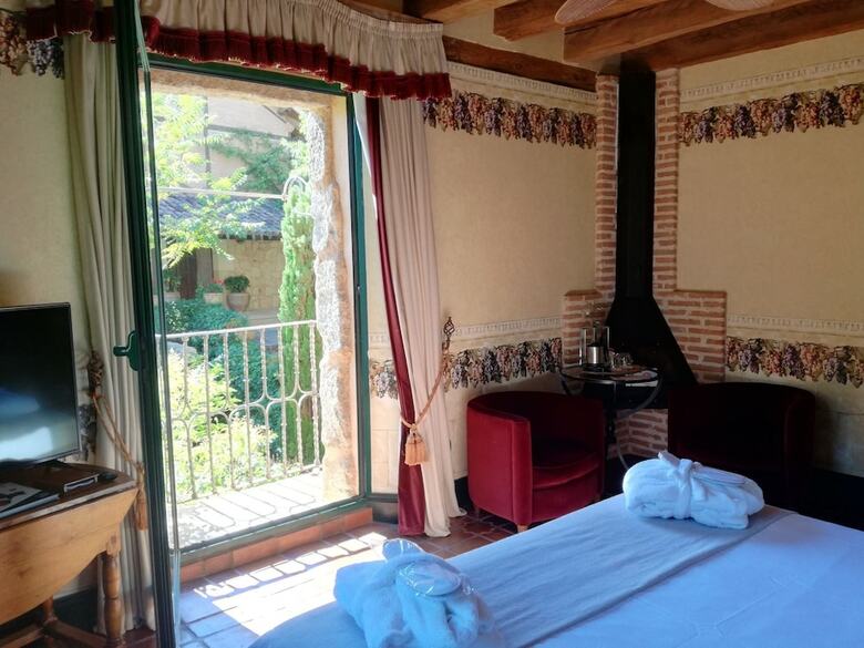 Hotel Castillo De Soma�n