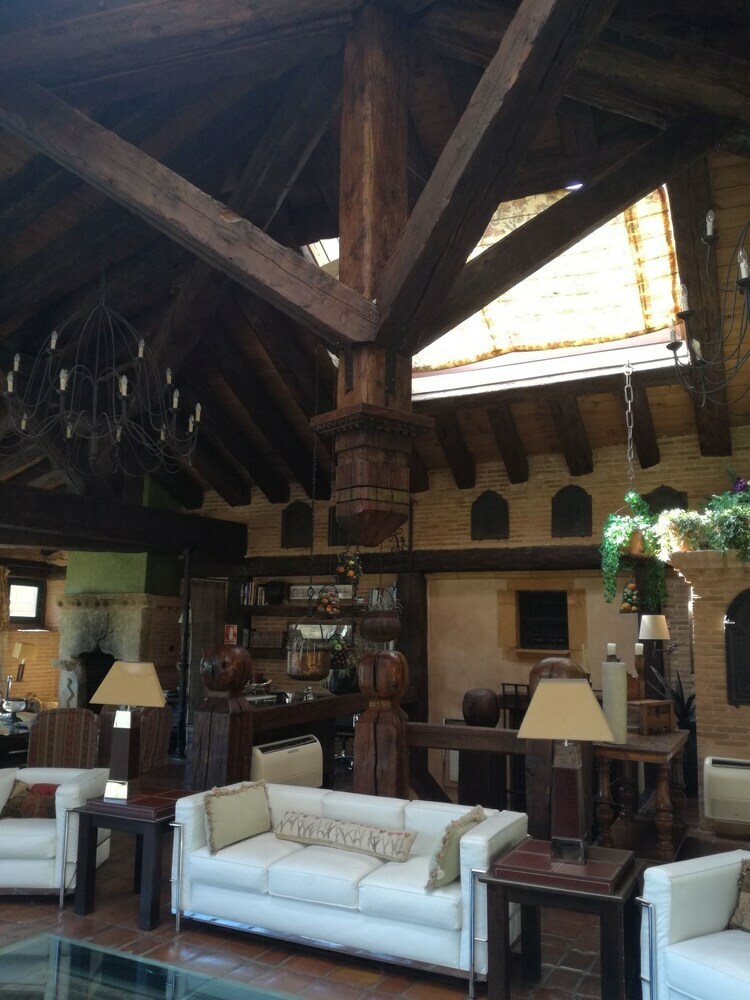 Hotel Castillo De Soma�n