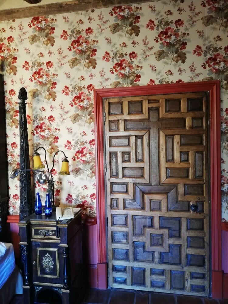Hotel Castillo De Soma�n