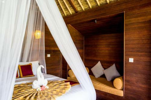 Koji Garden Huts - Chse Certified