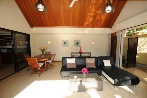Villa Oasis 8