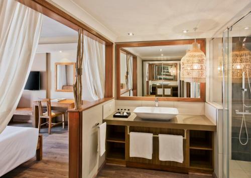 Hotel C Mauritius - All Inclusive