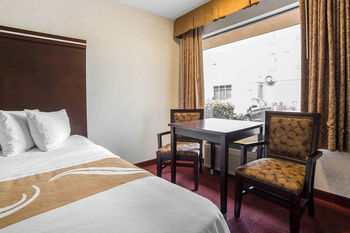 Hotel Quality Inn South Bluff