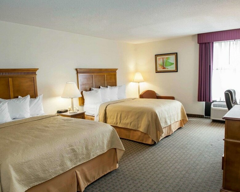 Hotel Quality Inn & Suites