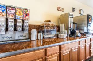 Hotel Rodeway Inn & Suites