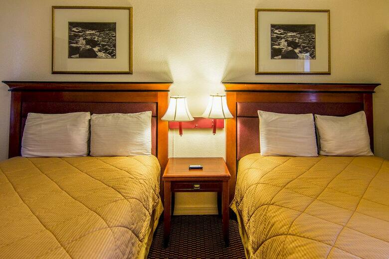 Hotel Rodeway Inn Downtown