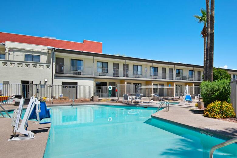 Hotel Red Roof Inn Tucson Downtown - University