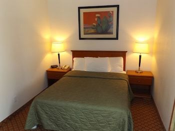 Hotel Suburban Extended Stay