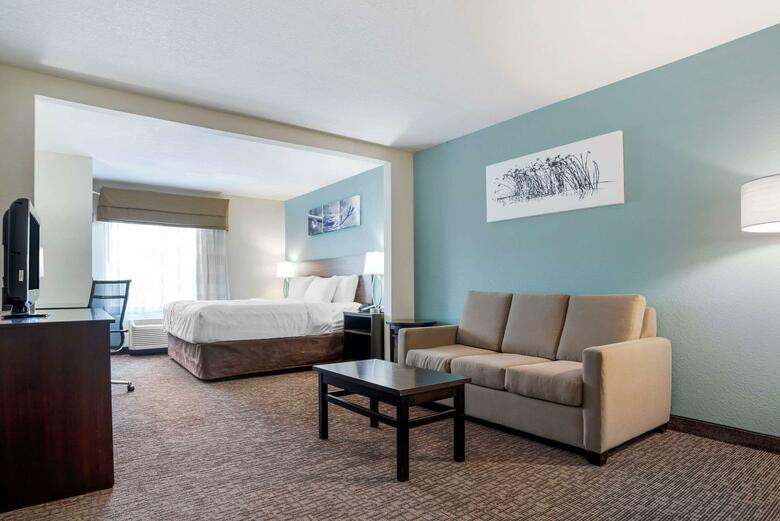 Hotel Sleep Inn & Suites