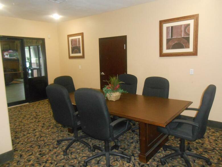 Hotel Comfort Suites