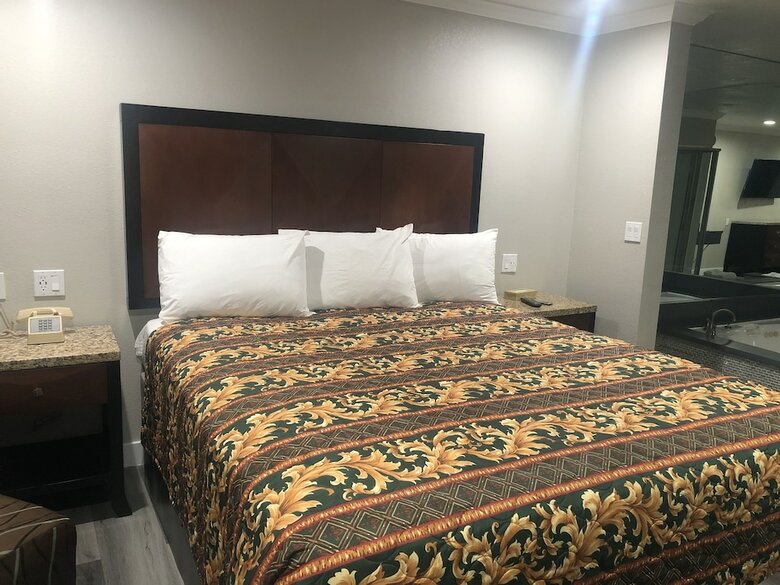 Hotel Econo Lodge South