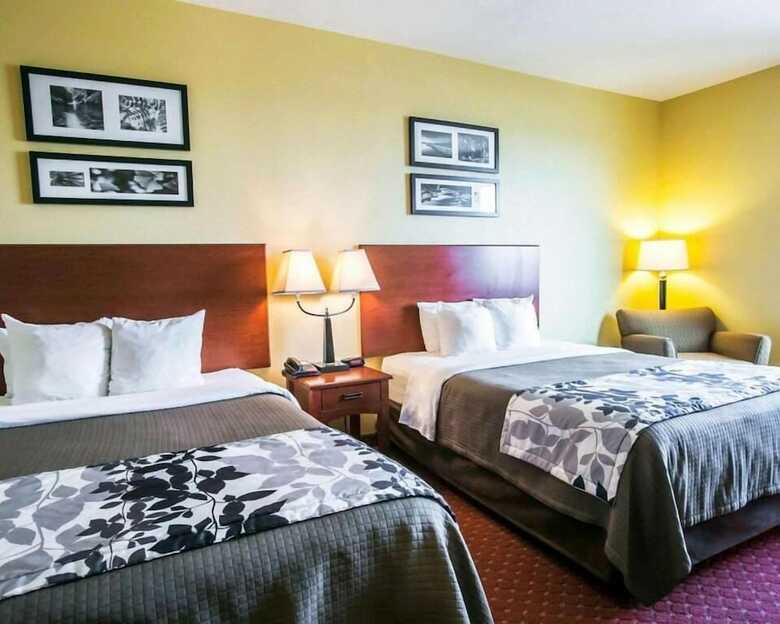 Hotel Sleep Inn & Suites