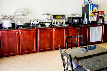Hotel Sleep Inn & Suites