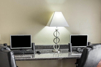 Hotel Sleep Inn & Suites