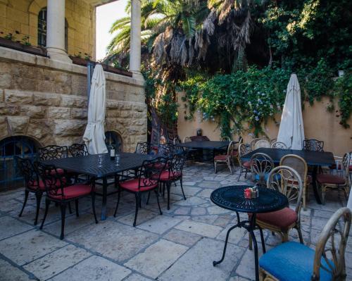 Bed & Breakfast Jerusalem Garden Home