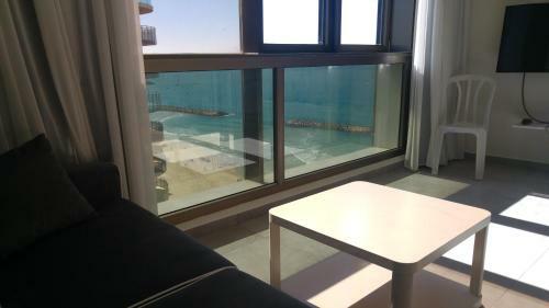 Luxury Sea View Apartment In Hotel Daniel