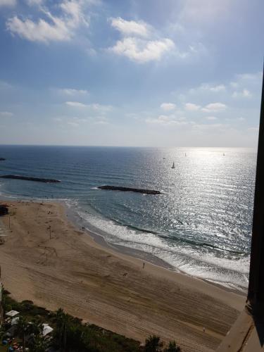 Luxury Sea View Apartment In Hotel Daniel