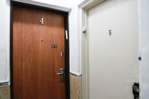 Gk Apartment Ben Gurion St.