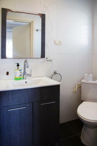 Gk Apartment Ben Gurion St.