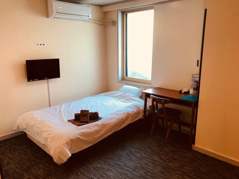 Kanazawa Station Hotel