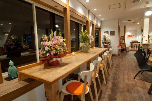 Hostal Reica Guest House?caf�