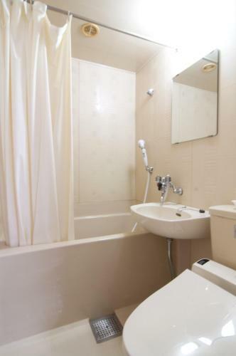 Hostal Reica Guest House?caf�