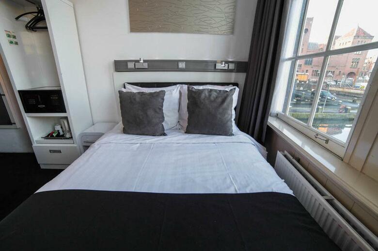 Hotel Cc