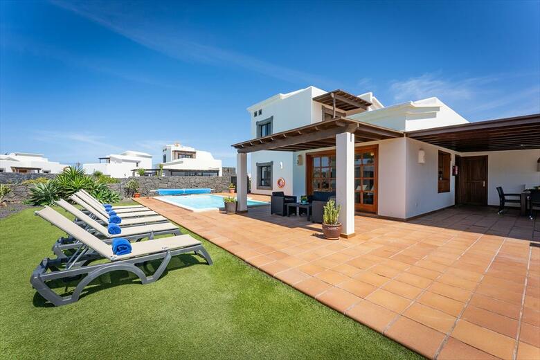 Hotel VIK Club Coral Beach