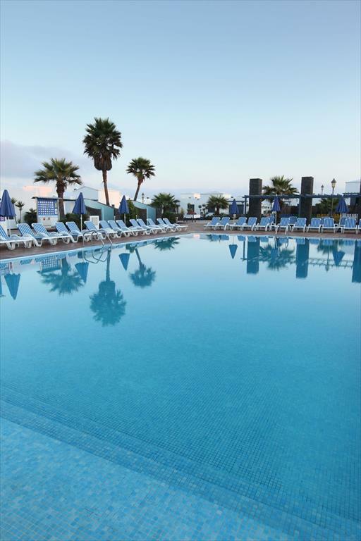 Hotel VIK Club Coral Beach