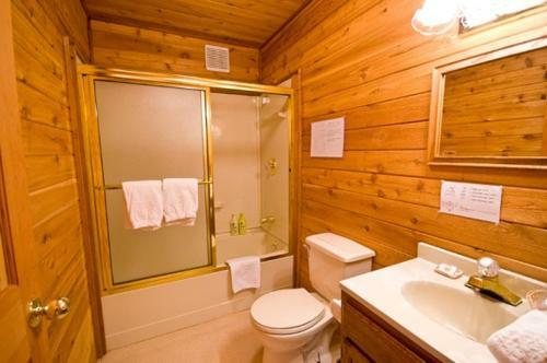 Log Hotel Early Bird