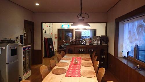 Hostal Guest House Funky Monkey Lodge, Myoko