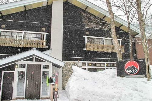 Bed & Breakfast Mojo Lodge Hakuba
