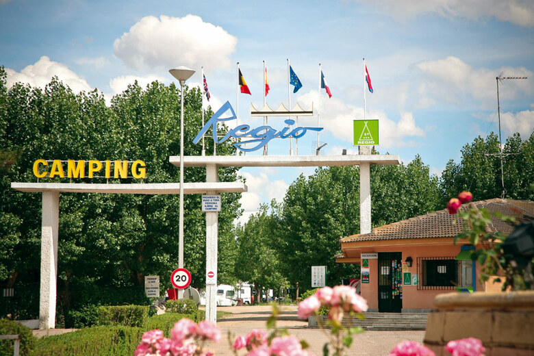 Hotel Bungalows Camping Regio