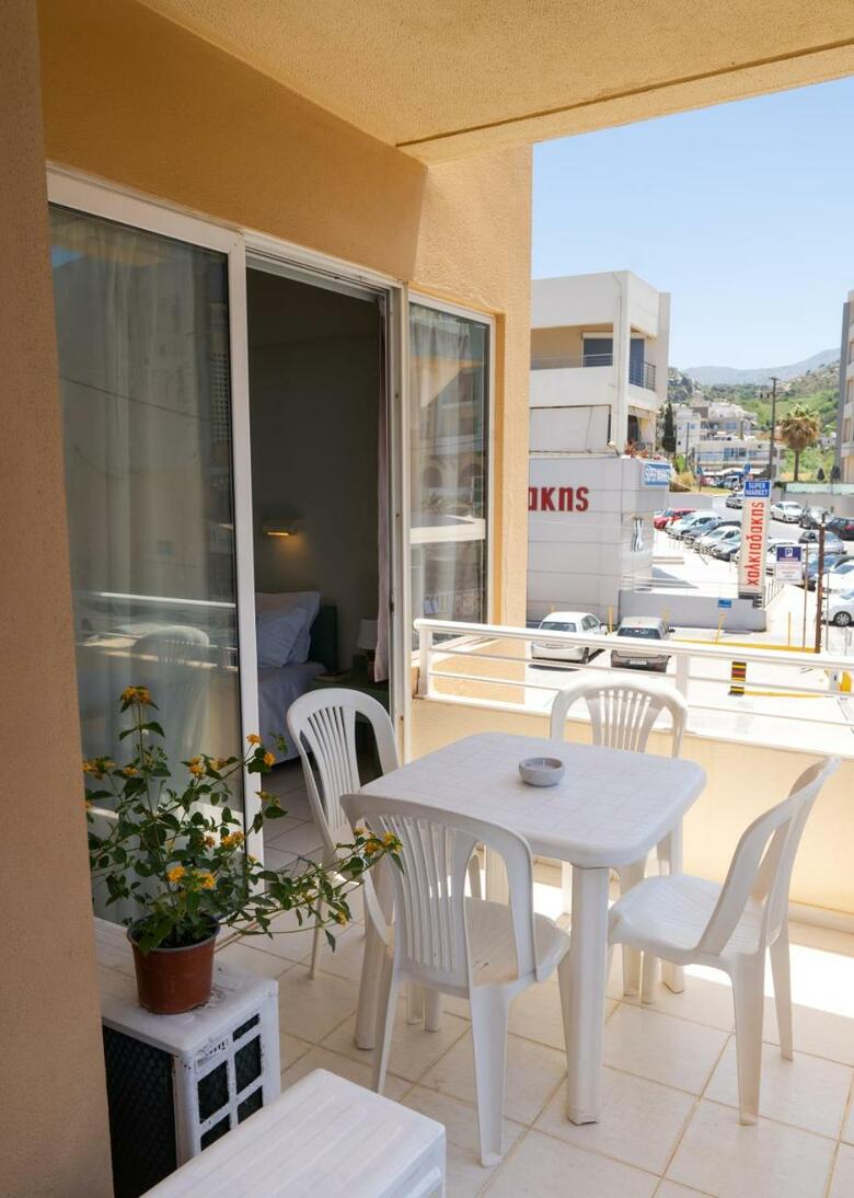 Hotel Ostria Studios