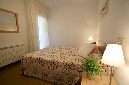 Apartamentos Tur�sticos La Faiada