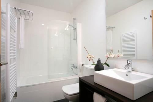 Apartamentos Tur�sticos La Faiada